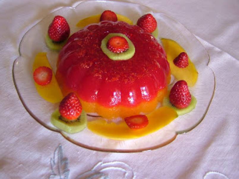 GELATINA COM FRUTAS