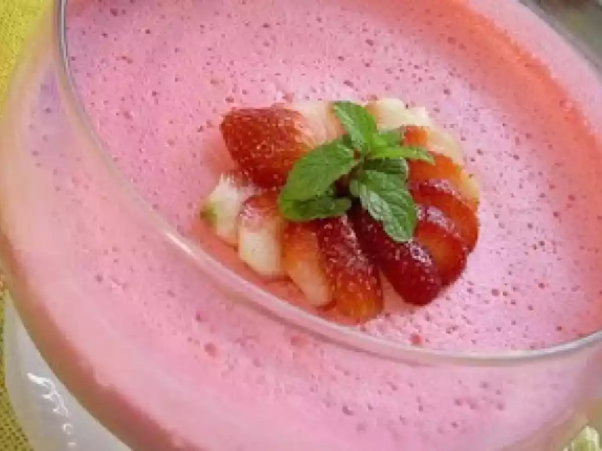 Gelatina de abacaxi ou morango