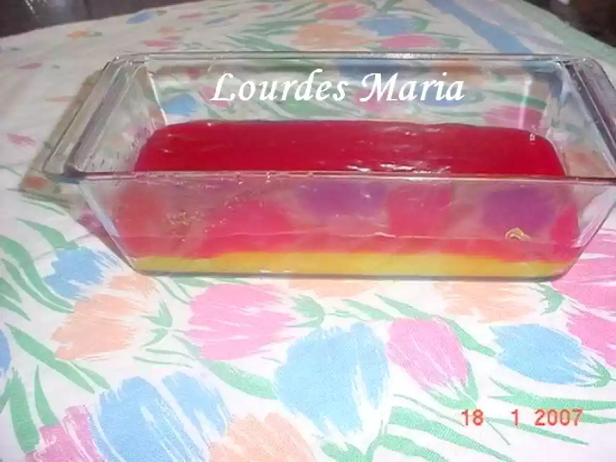 Geléia d'água (Lourdes Maria)