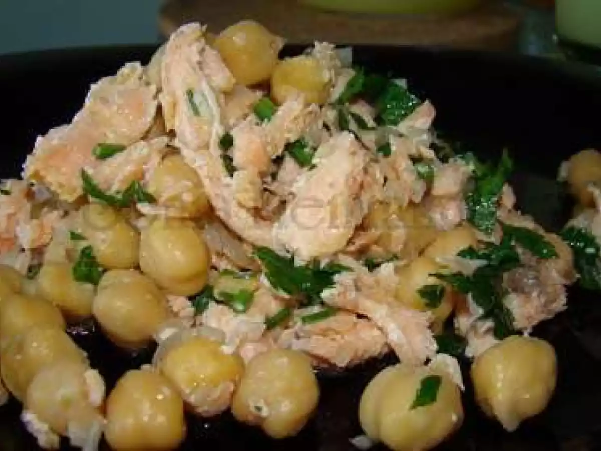 Grão de Bico com Salmão e Salsa Picada - foto 3
