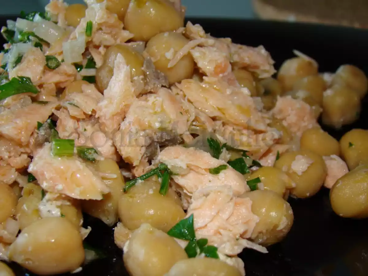 Grão de Bico com Salmão e Salsa Picada - foto 6