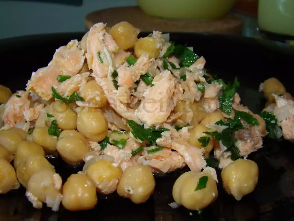 Grão de Bico com Salmão e Salsa Picada - foto 7