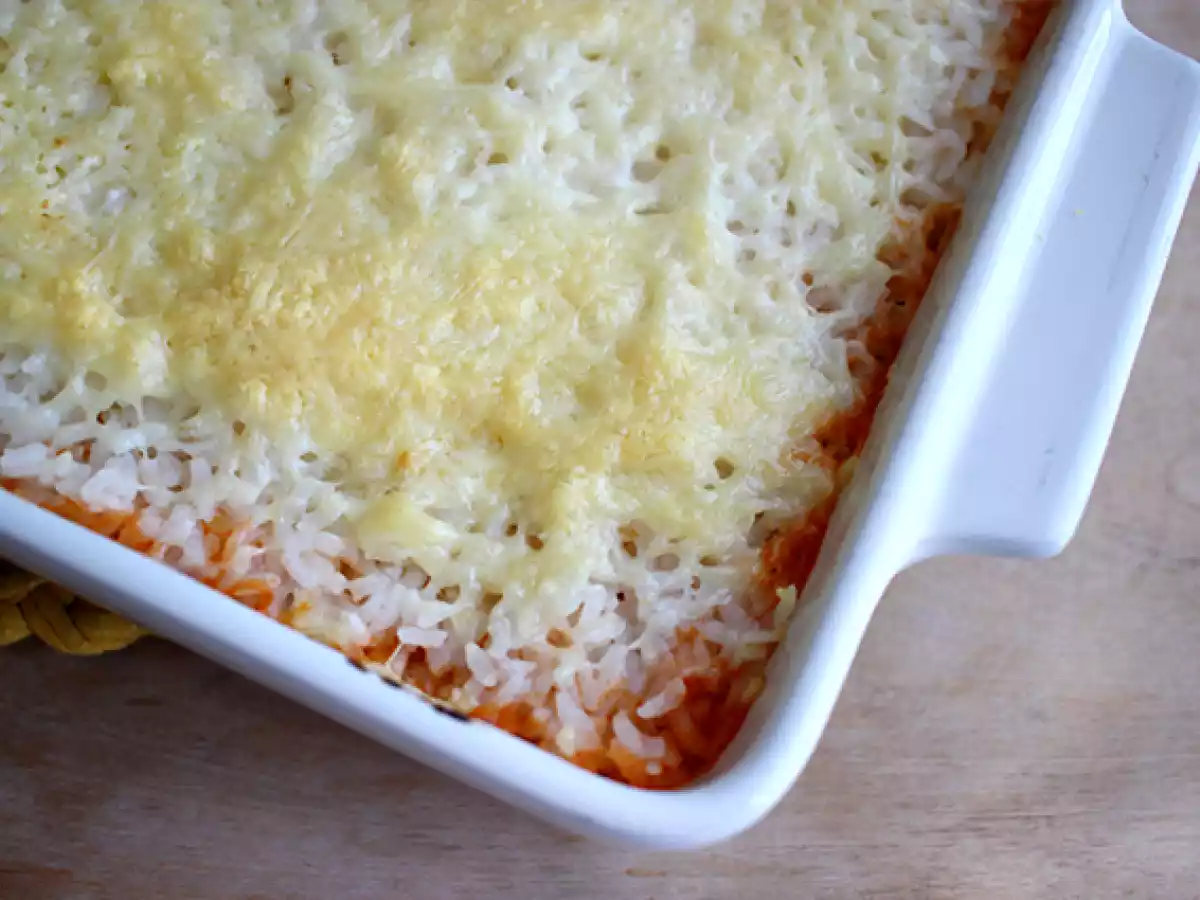 Gratinado de arroz com tomate