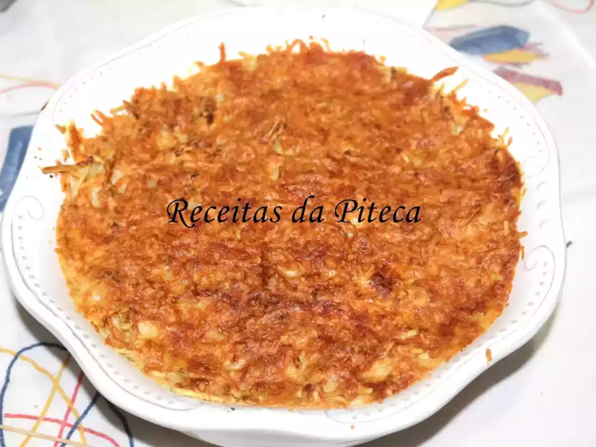 Gratinado de carne picada e batata palha