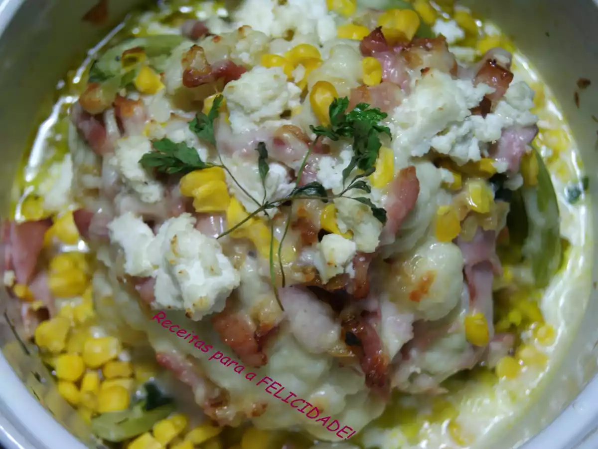 Gratinado de Couve-flor com Bacon e Requeijão
