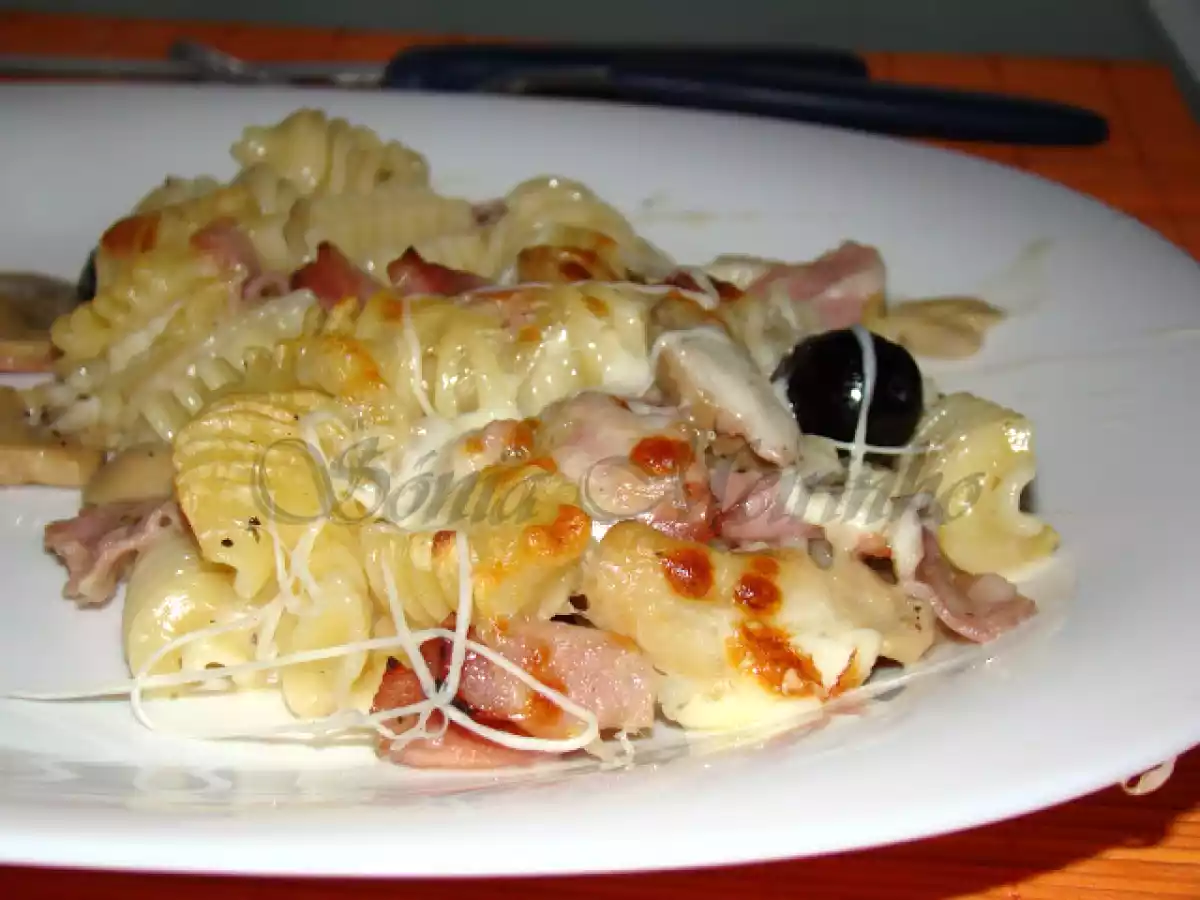 Gratinado de Massa com Fiambre, Cogumelos e Bechámel - foto 4