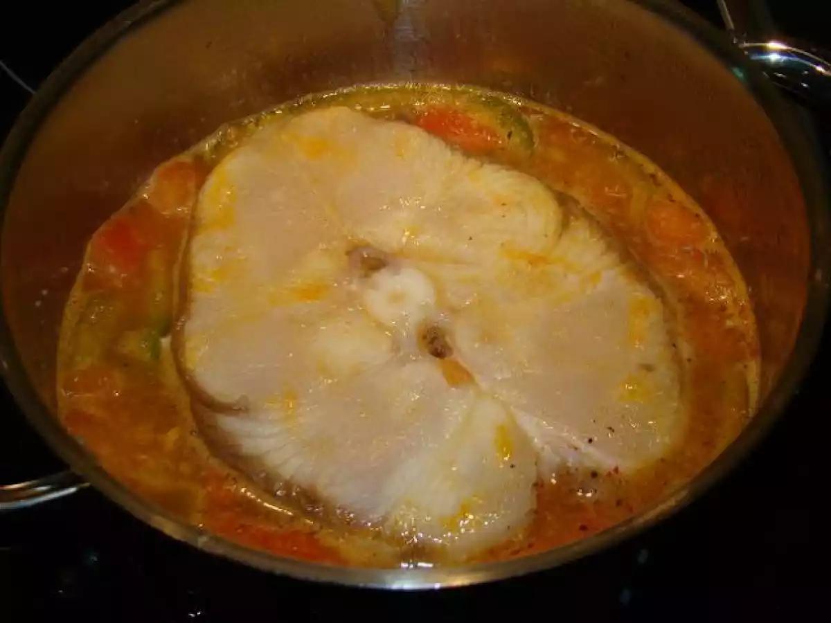 Guisado de Tintureira com Cogumelos acompanhado de Couscous - foto 3