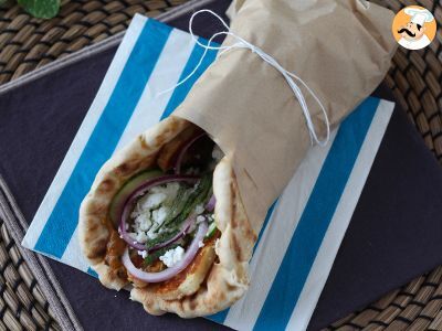 Gyros com queijo halloumi, uma versão vegetariana do sanduíche grego!, foto 3