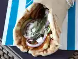 Gyros com queijo halloumi, uma versão vegetariana do sanduíche grego!, foto 2