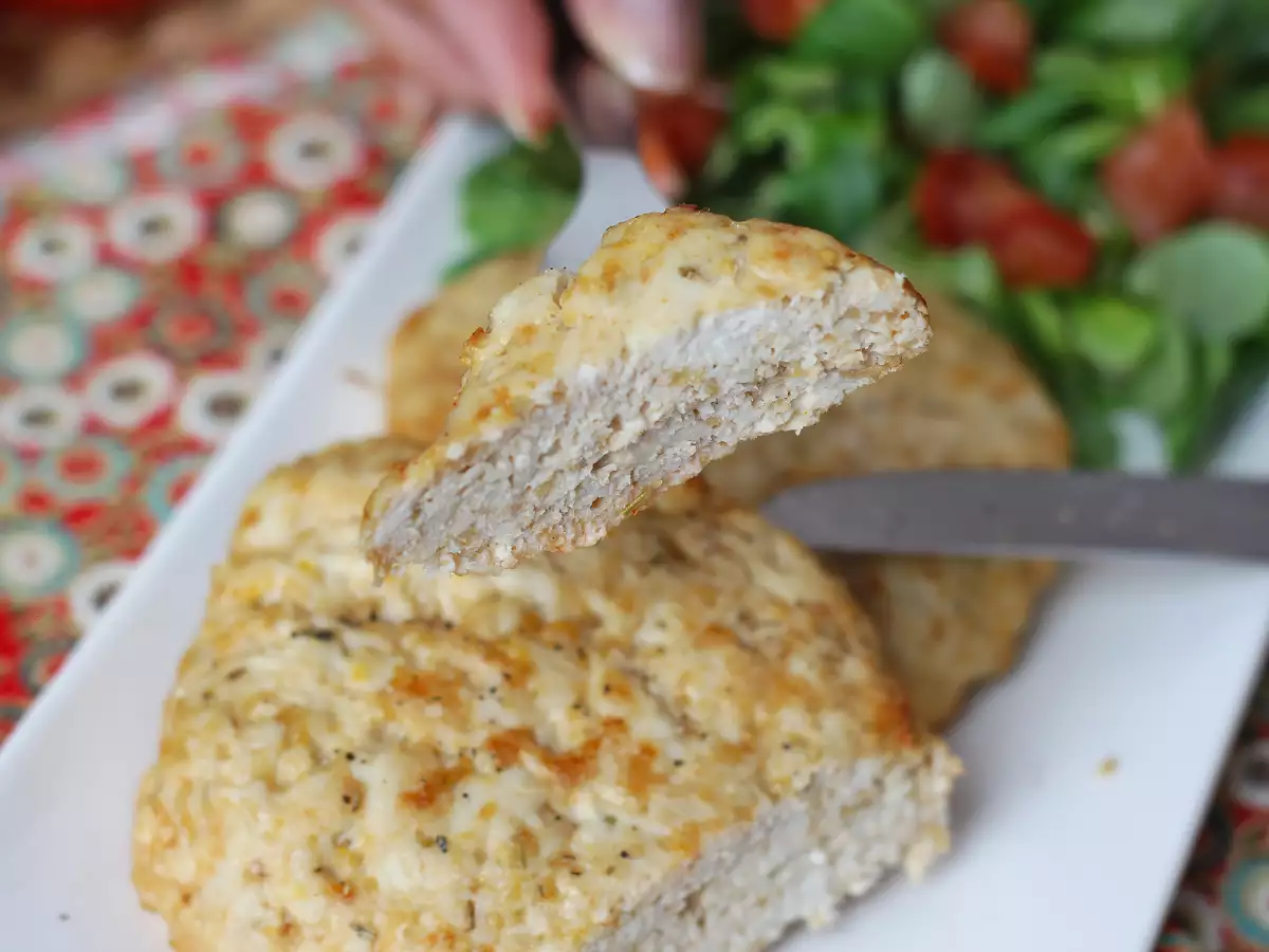 Hambúrguer de frango na Air Fryer: macio, suculento e fácil de fazer - foto 3