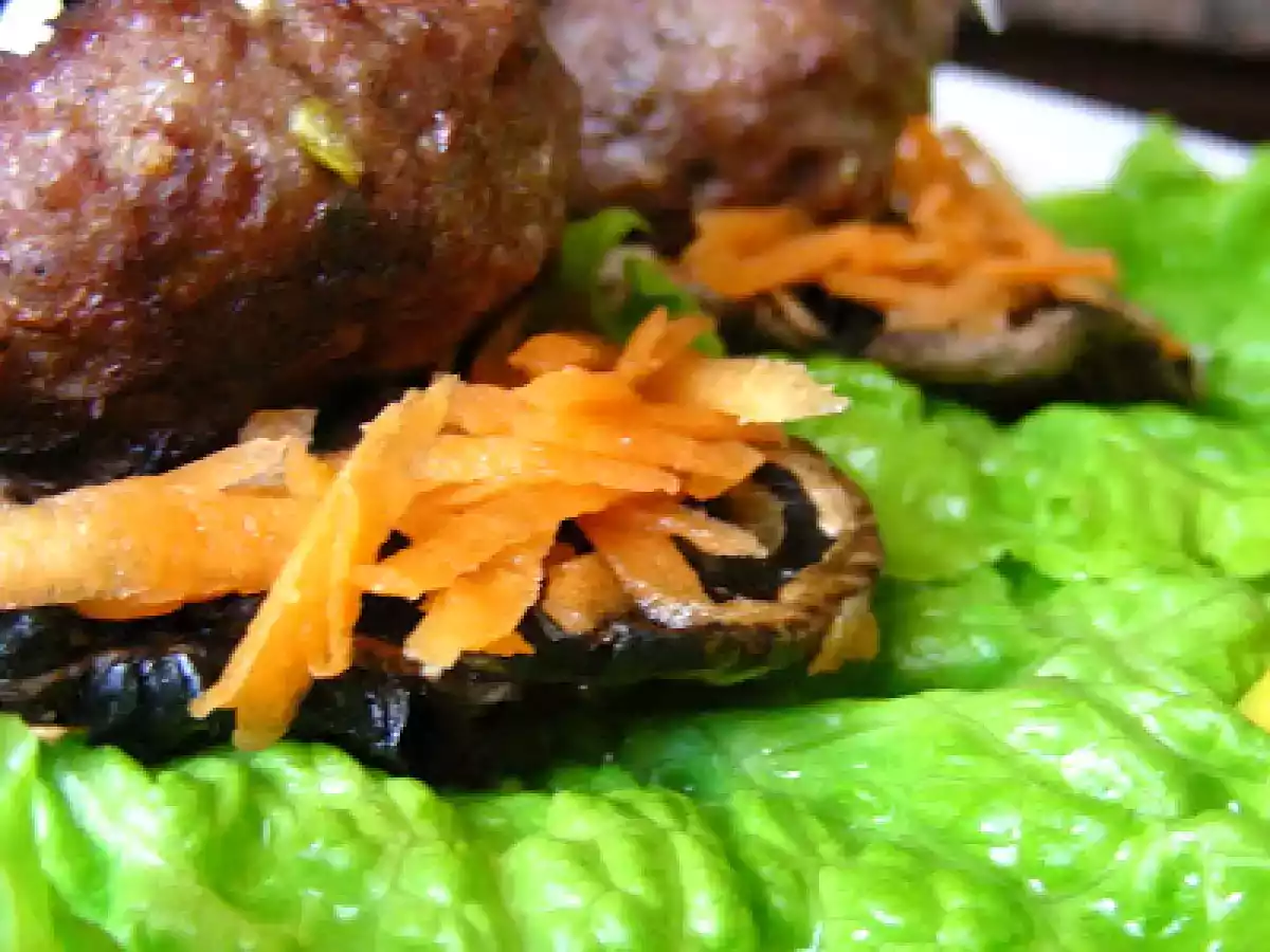 Hambúrgueres de vaca com cogumelos Portobello - foto 2