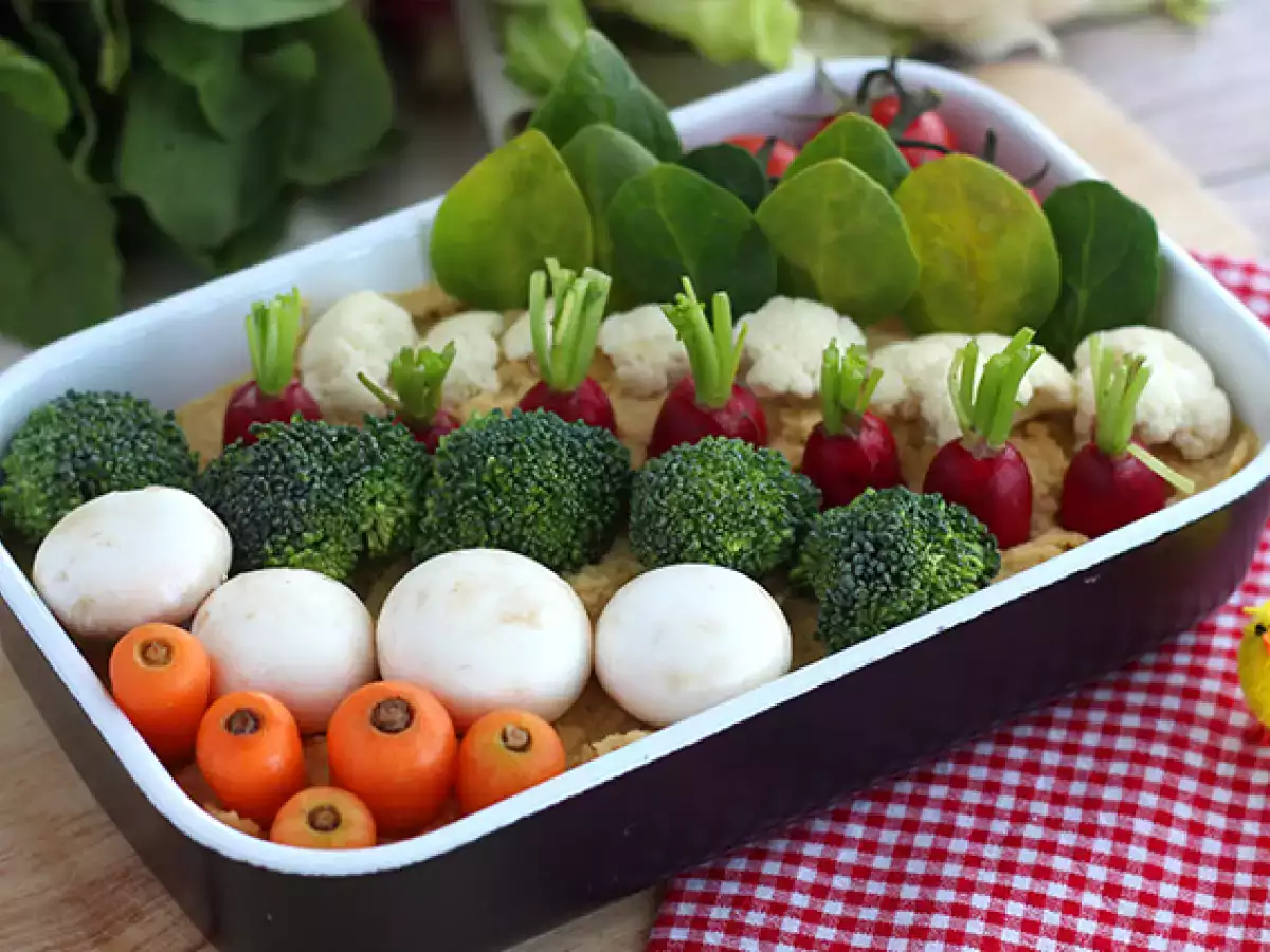 Horta de legumes com homus - foto 4