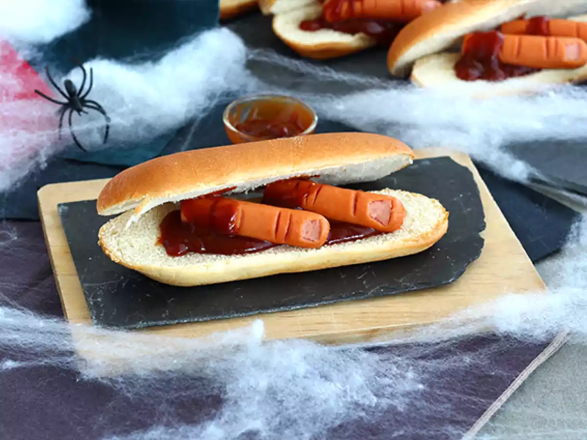 Hot Dog de dedos de salsichas (Halloween)
