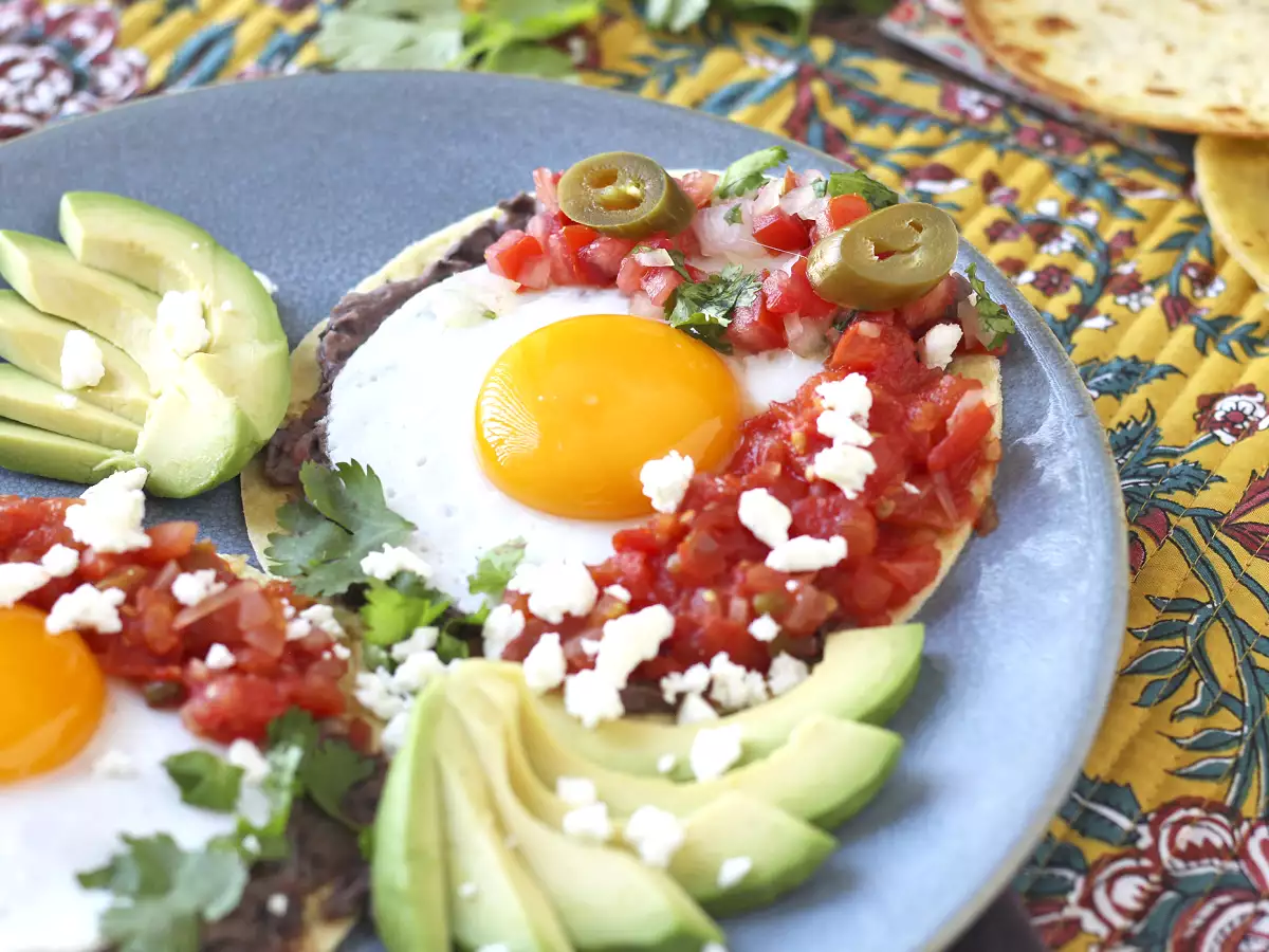 Huevos rancheros: a receita mexicana icônica e saborosa - foto 3