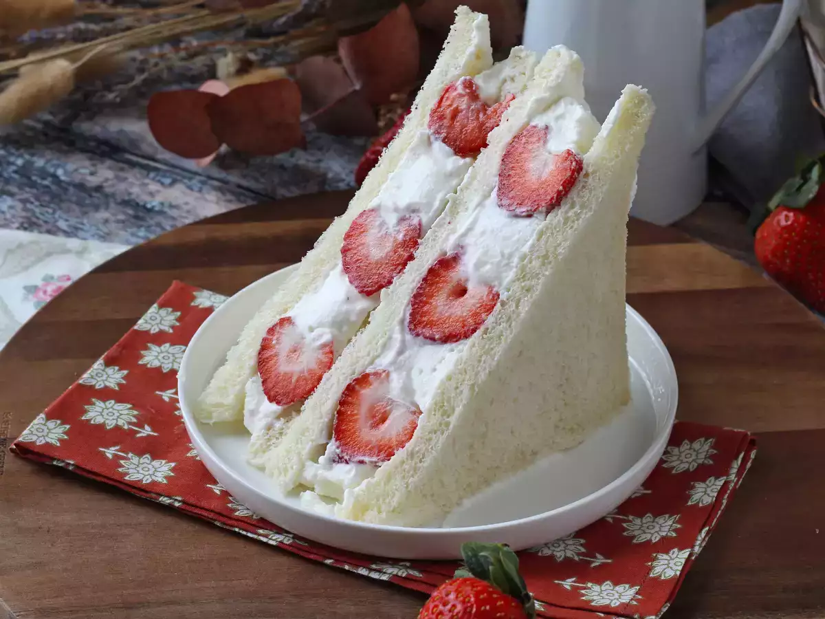 Ichigo sando, o sanduíche de morango japonês! - foto 6