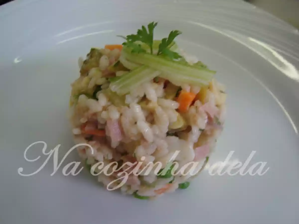 Insalata di riso classica all'italiana