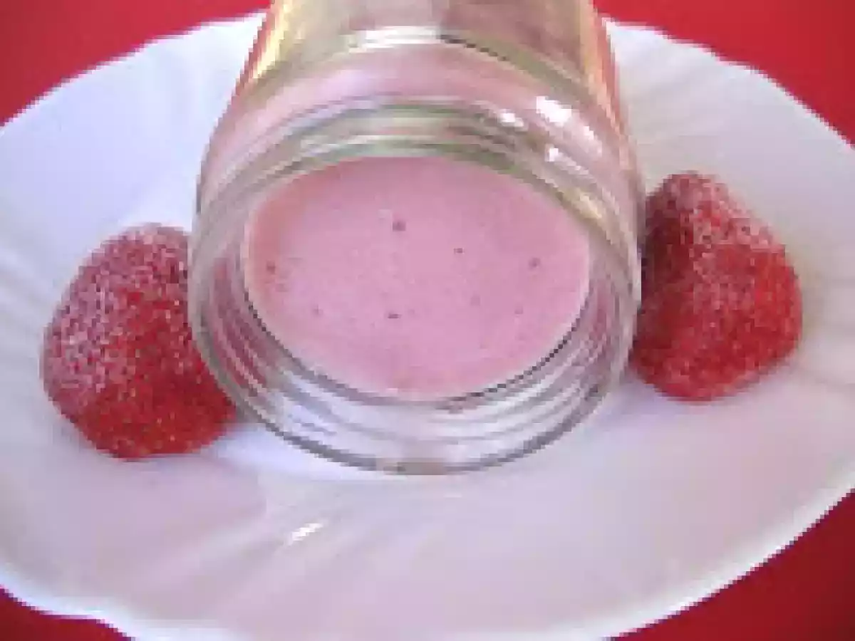 Iogurte Caseiro com Polpa de Morango e Agar Agar - foto 2