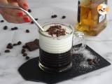 Irish Coffee (café com whisky e chantilly), foto 2