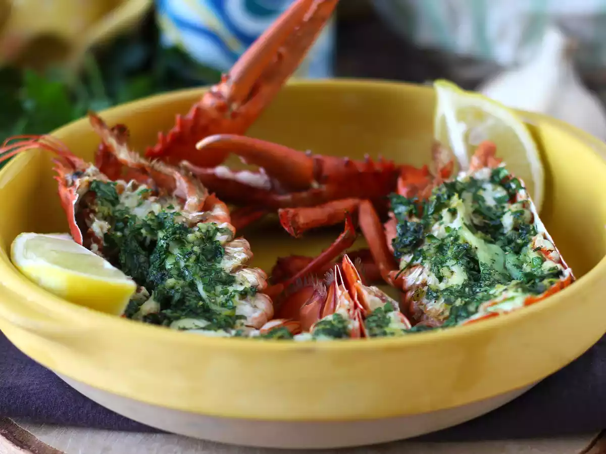 Lagosta assada com salsa e limão: simplicidade e sofisticação à mesa - foto 4