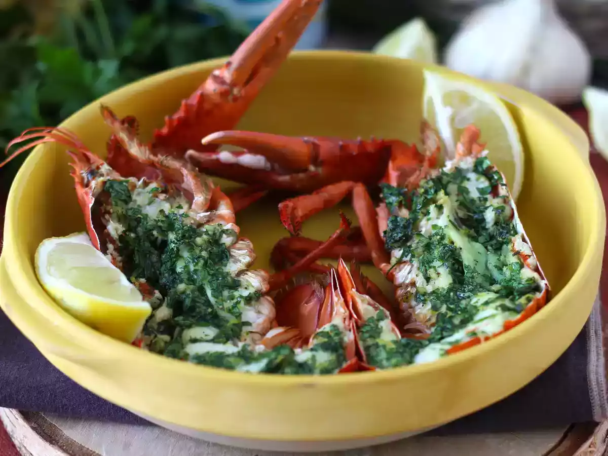 Lagosta assada com salsa e limão: simplicidade e sofisticação à mesa - foto 5
