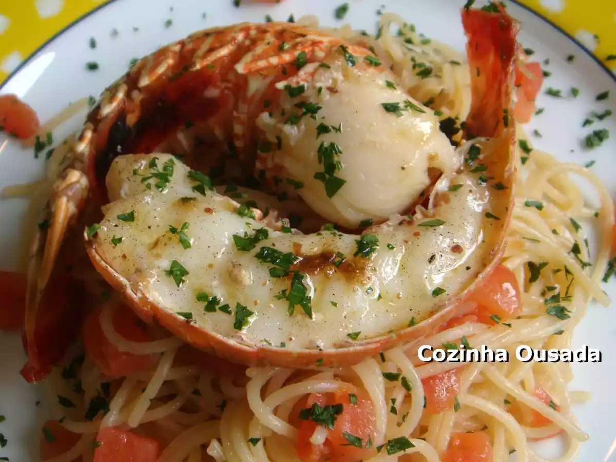 Lagostas ao Spaghettini na Manteiga, Tomate e Tomilho