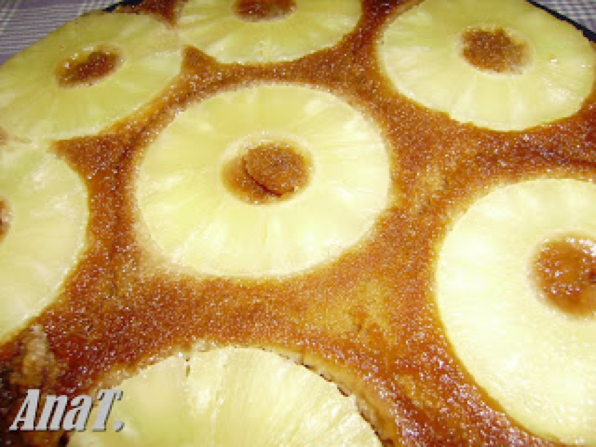 Lanche de Domingo - Bolo de Ananás Baixinho (Nigella)