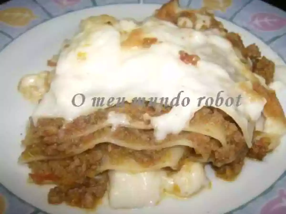 Lasanha à bolonhesa