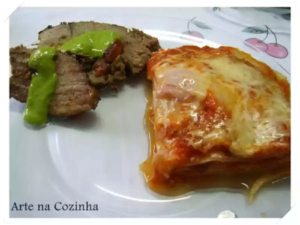 Lasanha caseira da mama - foto 3