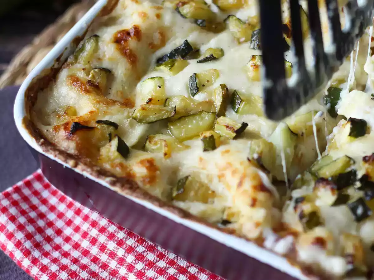 Lasanha de abobrinha com bechamel, receita fácil e muito cremosa - foto 4