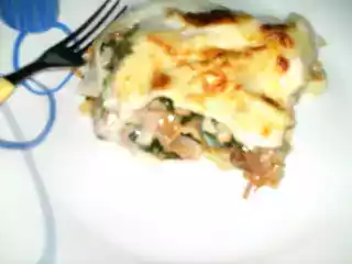 Lasanha de alheira e espinafres