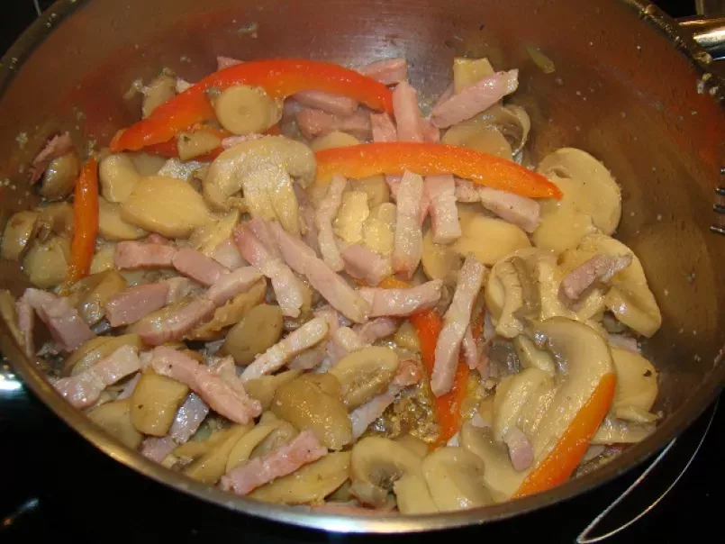 Lasanha de Bacalhau com Cogumelos, Bacon e Pimento - foto 3