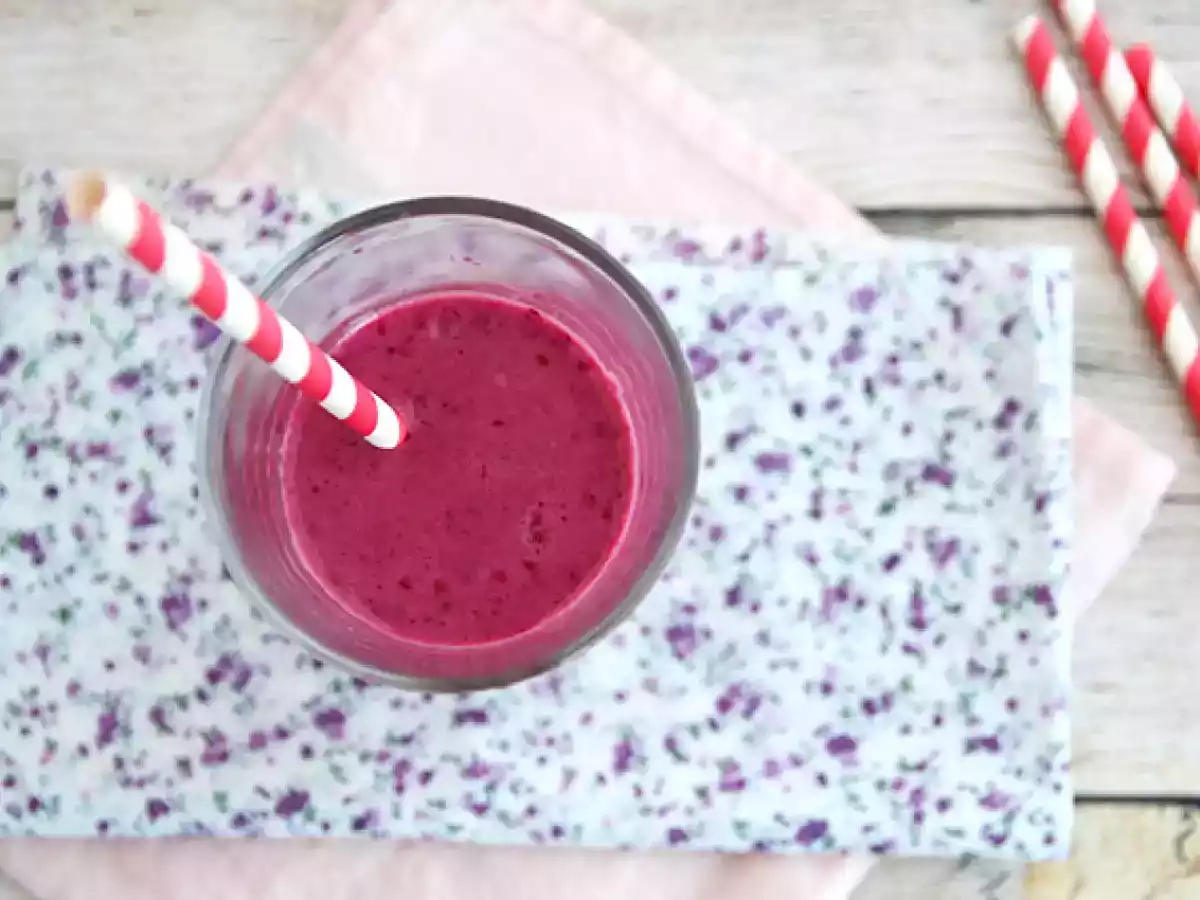Lassi de frutos vermelhos (batido de frutos vermelhos) - foto 4