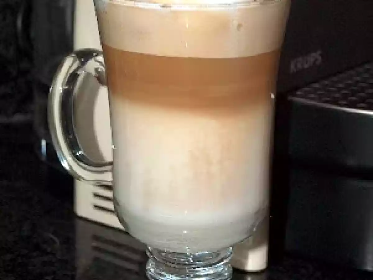 LATTE MACCHIATO