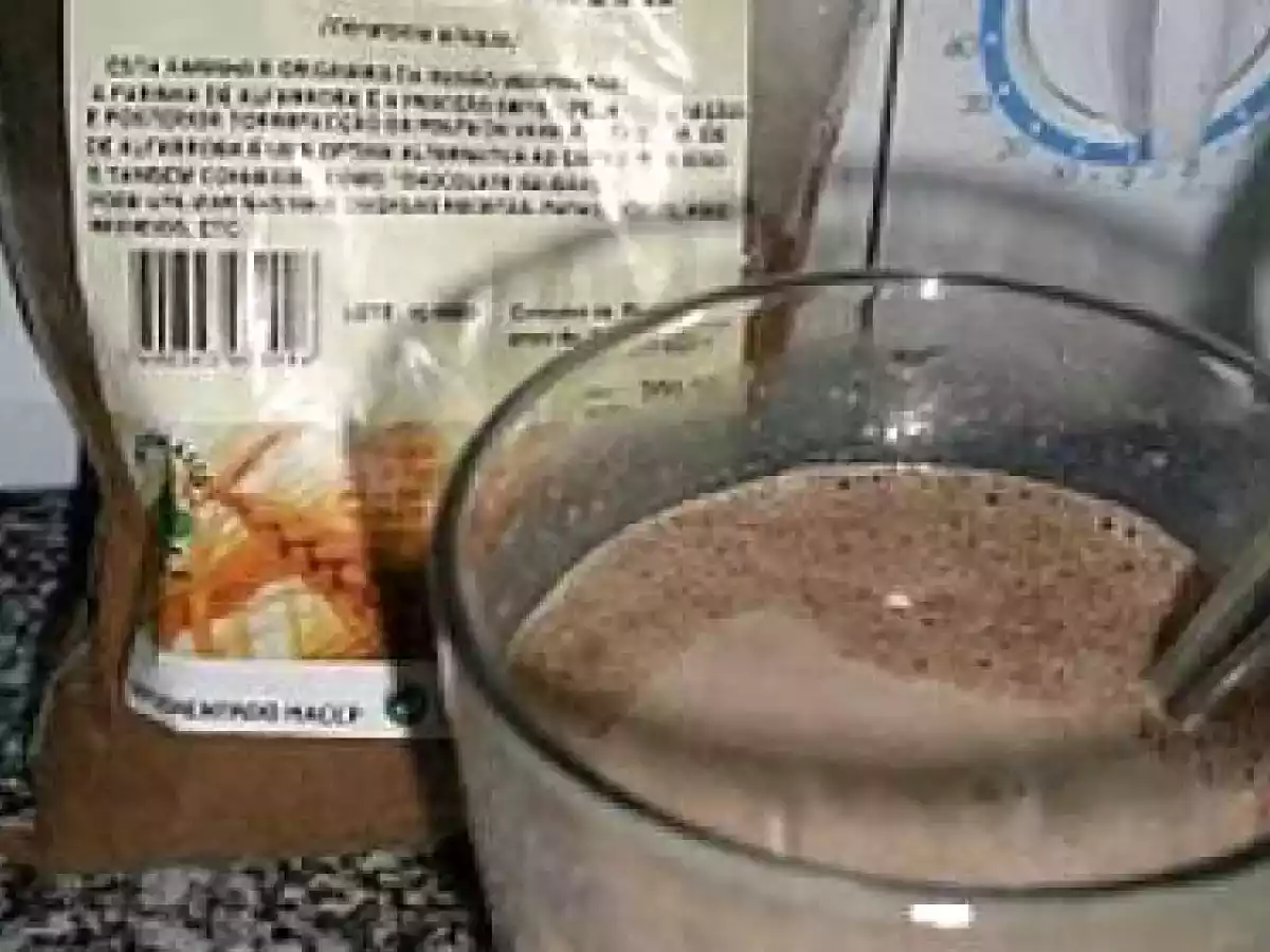 Leite com Farinha de Alfarroba