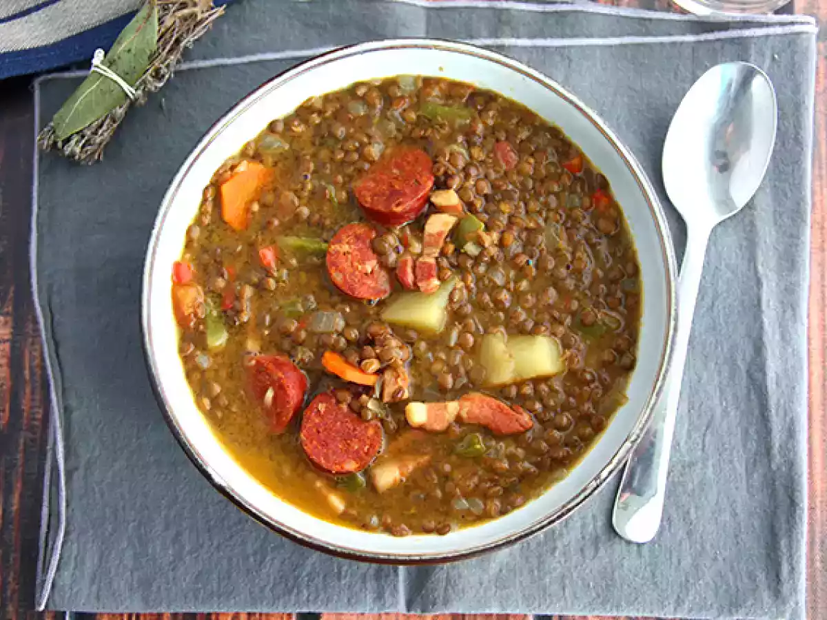 Lentilhas à espanhola (feita com chouriço) - foto 2