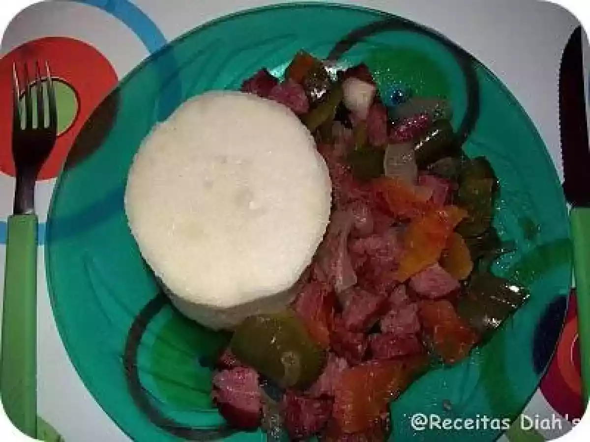 Linguiça calabresa com inhame da Teianana