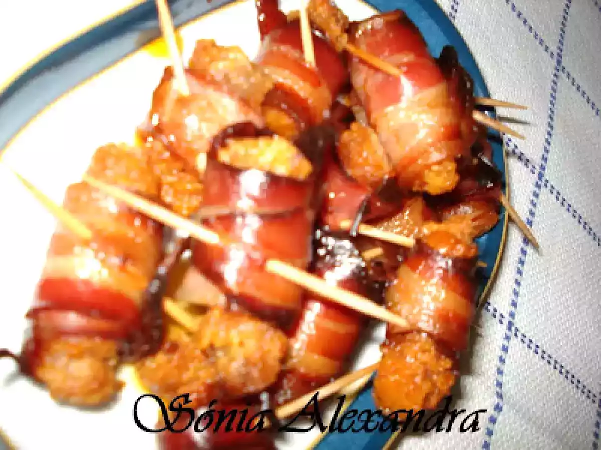 LINGUIÇA DE FARINHEIRA ENROLADA EM BACON... - foto 6