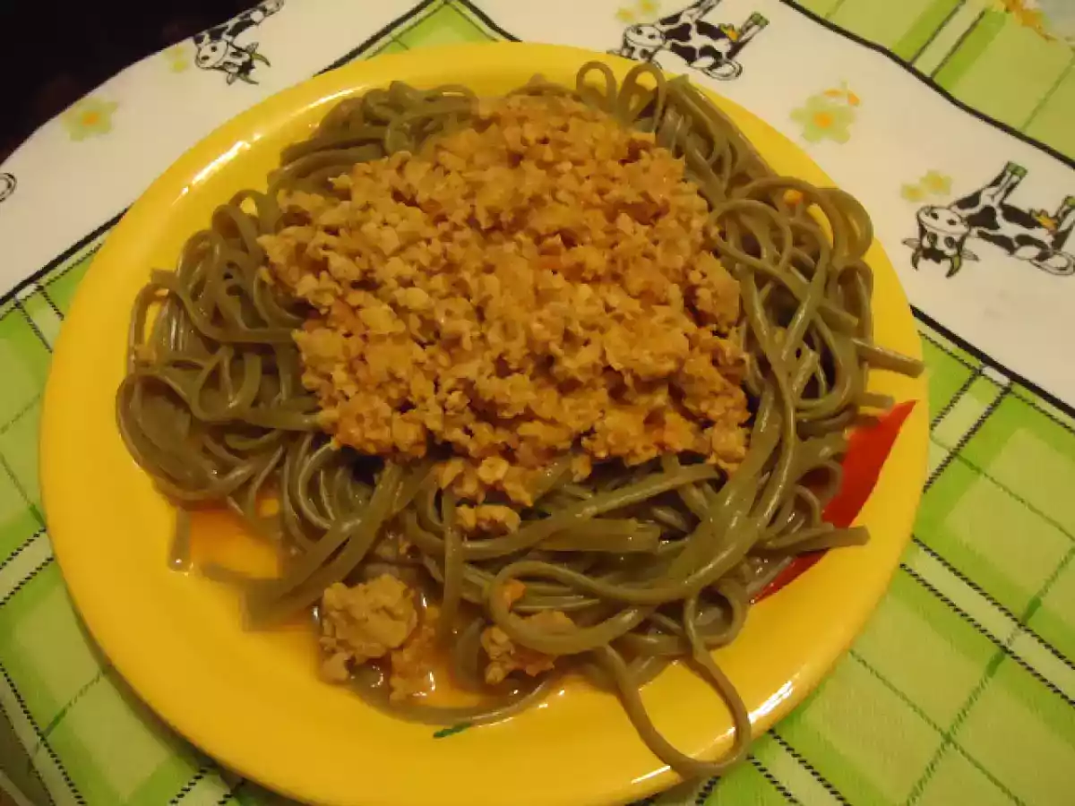 Linguine al pesto com carne á bolonhesa - foto 3