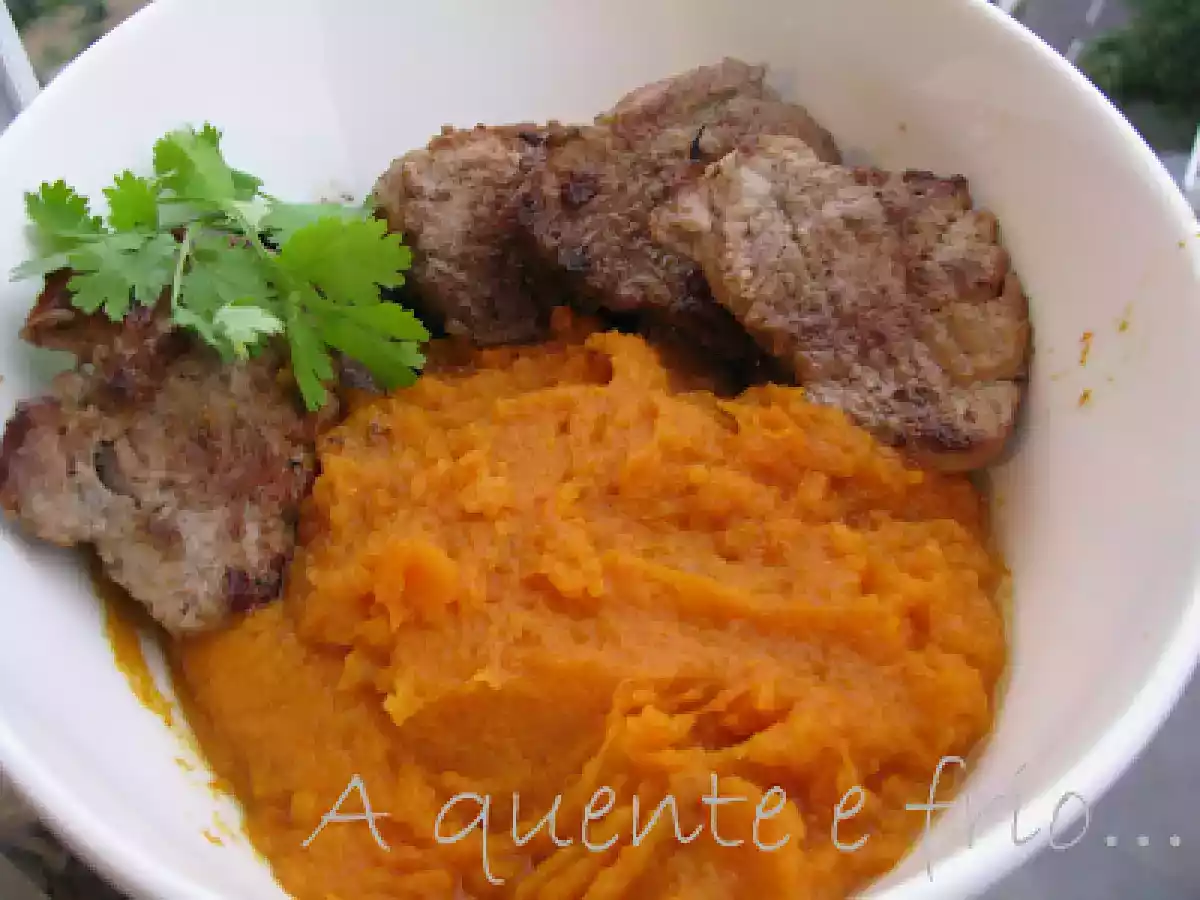 Lombinhos de Porco com Puré de Abóbora