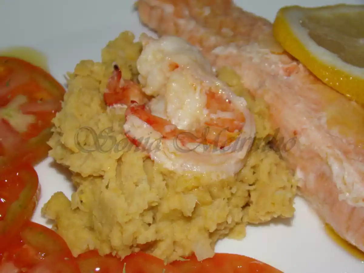 Lombinhos de Salmão com Camarão Acompanhado de Puré de Grão de Bico - foto 2