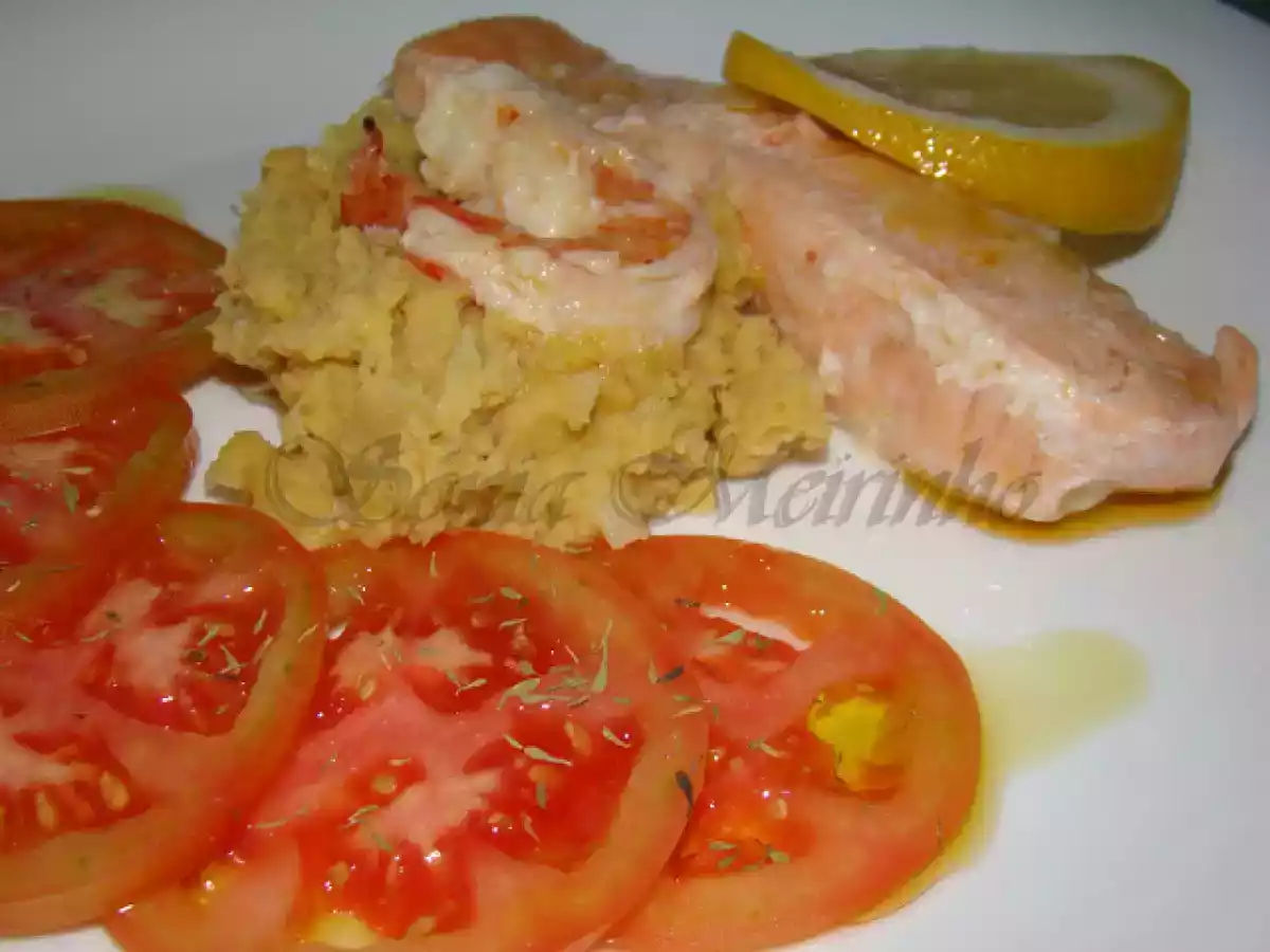 Lombinhos de Salmão com Camarão Acompanhado de Puré de Grão de Bico - foto 4