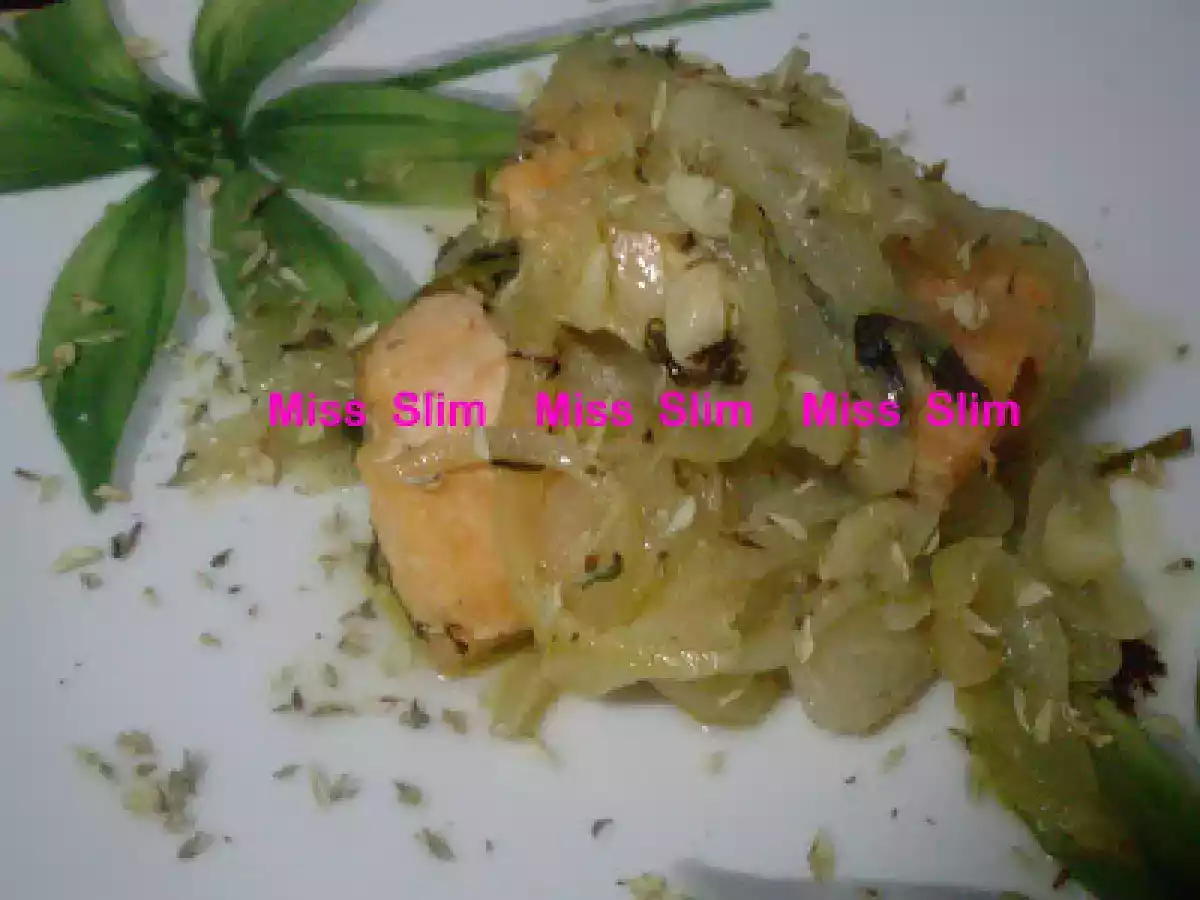 Lombinhos de salmão de cebolada com gengibre e cardamomo
