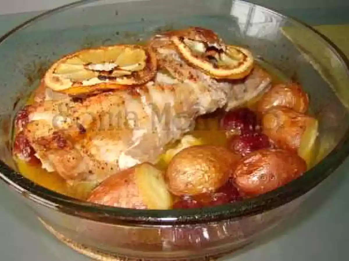 Lombo Assado no Forno com Batatas e Uvas