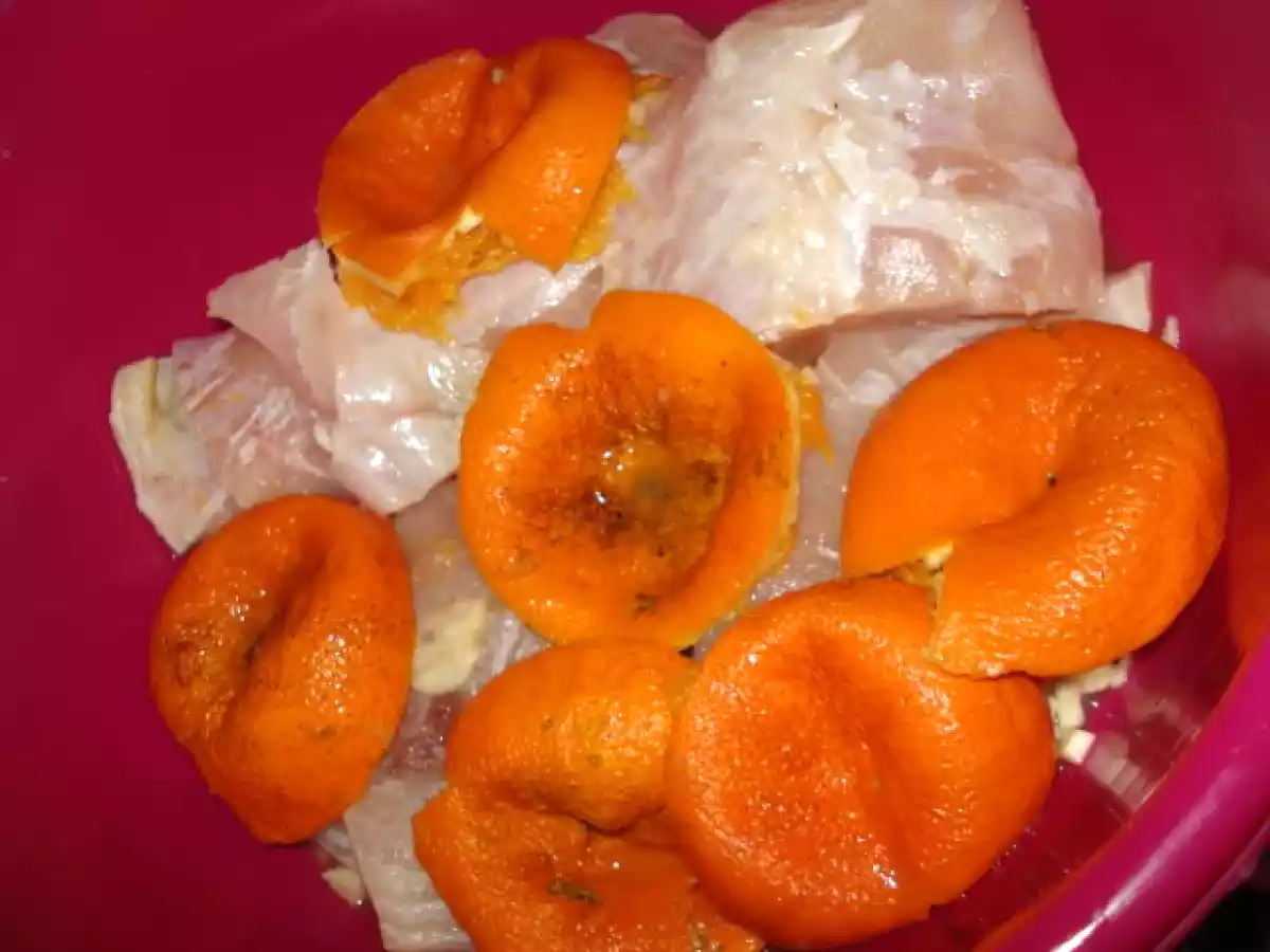 LOMBO DE PERCA NO FORNO, ENRIQUECIDO DE CAMARÃO E COBERTO COM CROSTA DE BROA AROMATIZADA. - foto 3