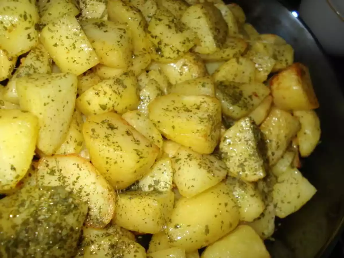 LOMBO DE PERCA NO FORNO, ENRIQUECIDO DE CAMARÃO E COBERTO COM CROSTA DE BROA AROMATIZADA. - foto 10