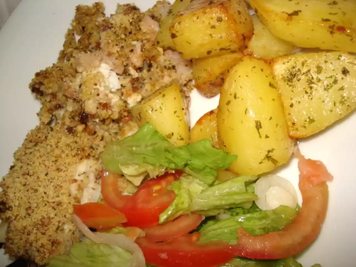 LOMBO DE PERCA NO FORNO, ENRIQUECIDO DE CAMARÃO E COBERTO COM CROSTA DE BROA AROMATIZADA. - foto 11