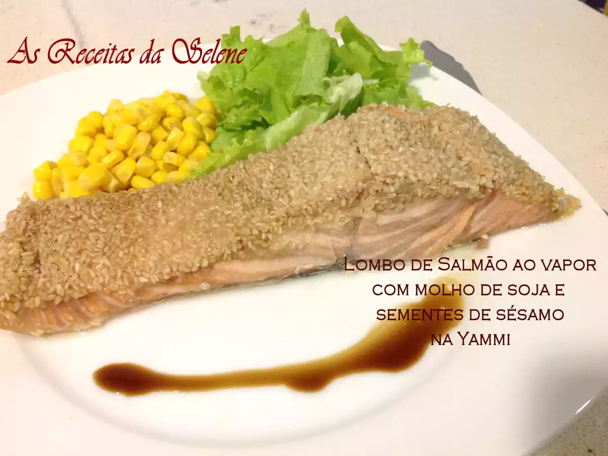 Lombo de Salmão ao Vapor, com Molho de Soja e Sementes de Sésamo na Yammi