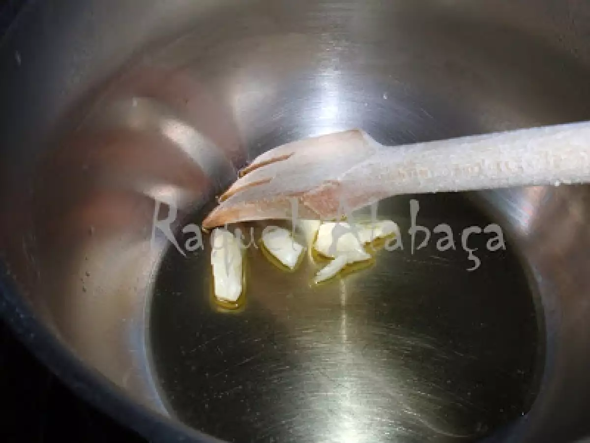 Lombos de Perca Panados com Esparguete frito em Azeite e Alho - foto 4