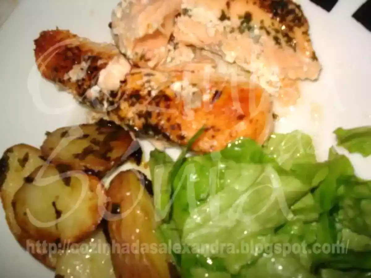 LOMBOS DE SALMÃO, NO FORNO, AROMATIZADOS DE COENTROS - foto 4
