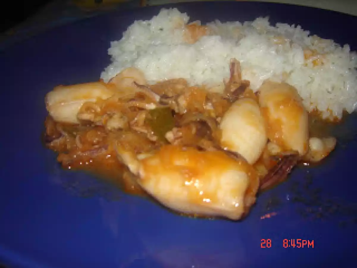 Lulas em molho de tomate picante - foto 2